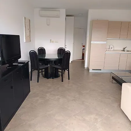 Oklopcic Apartamento Trogir