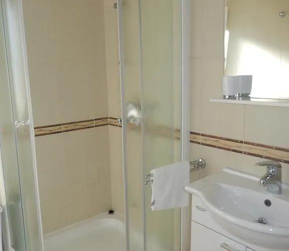 Oklopcic Трогір